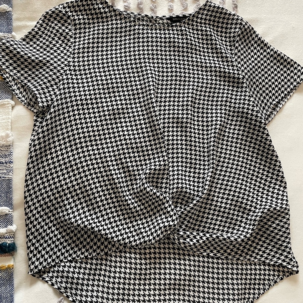 S Banana Republic Blouse Tee